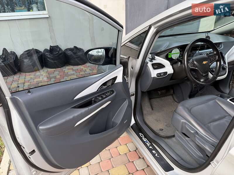 Хетчбек Chevrolet Bolt EV 2017 в Полтаві