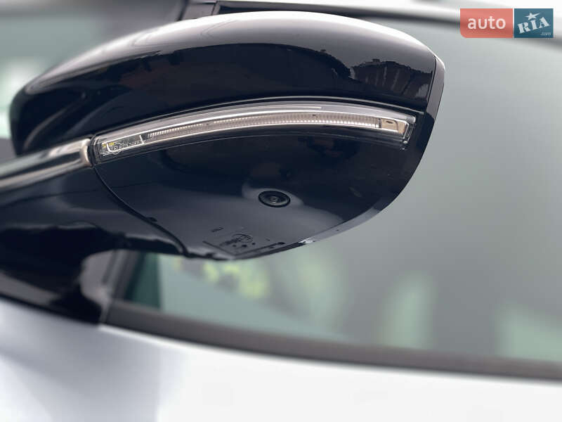 Хэтчбек Chevrolet Bolt EV 2017 в Одессе фото 11 Хэтчбек Chevrolet Bolt EV 2017 в Одессе