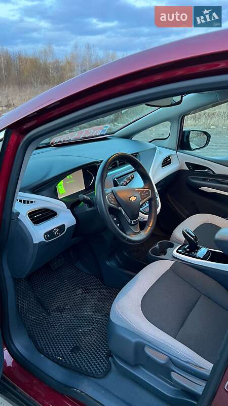 Хэтчбек Chevrolet Bolt EV 2017 в Луцке