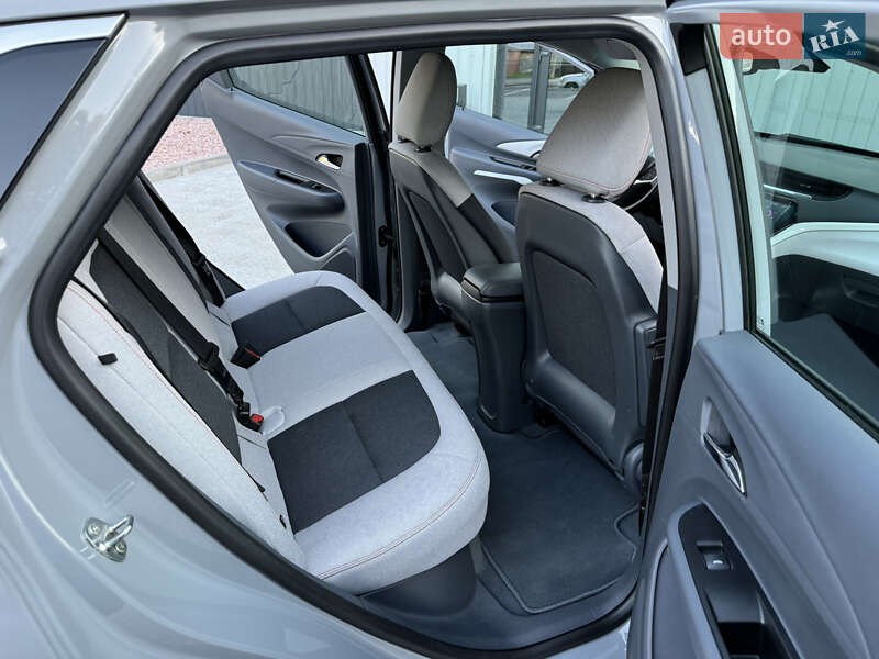 Хэтчбек Chevrolet Bolt EV 2021 в Ровно