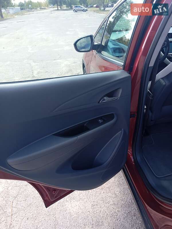 Хетчбек Chevrolet Bolt EV 2017 в Запоріжжі