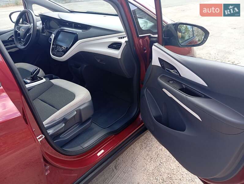 Хетчбек Chevrolet Bolt EV 2017 в Запоріжжі