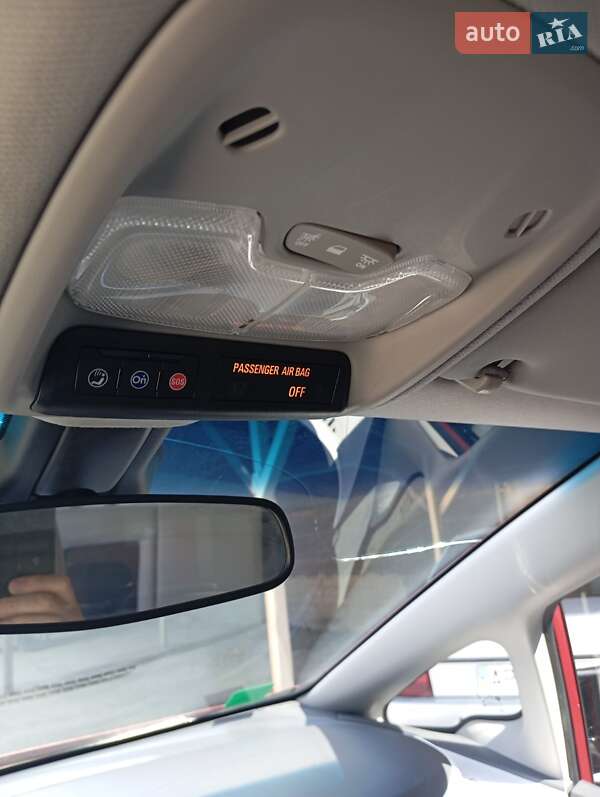 Хетчбек Chevrolet Bolt EV 2017 в Запоріжжі