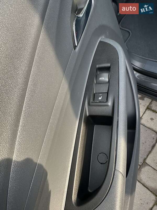 Хетчбек Chevrolet Bolt EV 2019 в Коломиї фото 25 Хетчбек Chevrolet Bolt EV 2019 в Коломиї