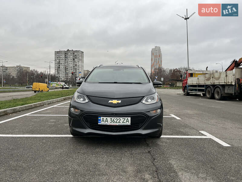 Хэтчбек Chevrolet Bolt EV 2016 в Киеве