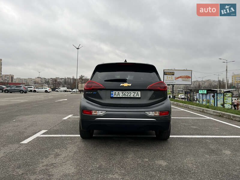 Хэтчбек Chevrolet Bolt EV 2016 в Киеве