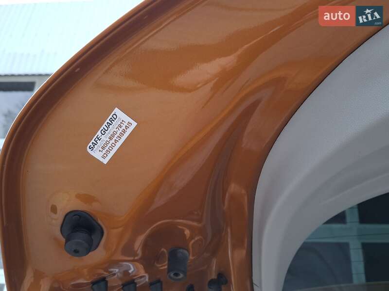 Хетчбек Chevrolet Bolt EV 2016 в Миргороді