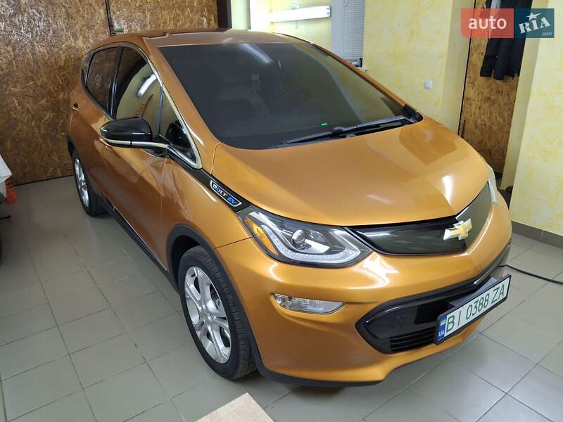 Хетчбек Chevrolet Bolt EV 2016 в Миргороді