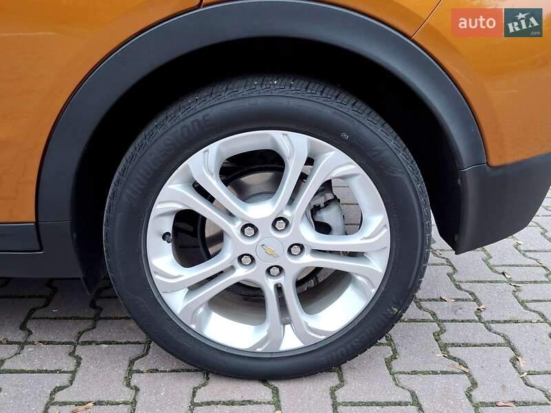 Хетчбек Chevrolet Bolt EV 2016 в Миргороді