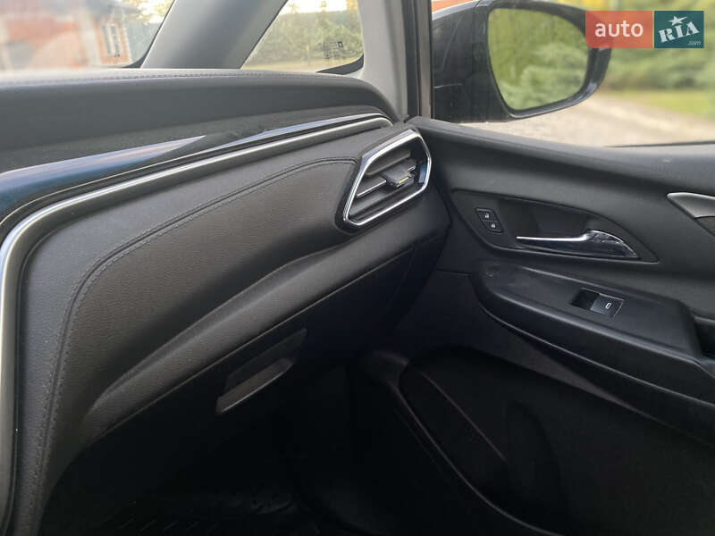 Хетчбек Chevrolet Bolt EV 2023 в Києві фото 13 Хетчбек Chevrolet Bolt EV 2023 в Києві