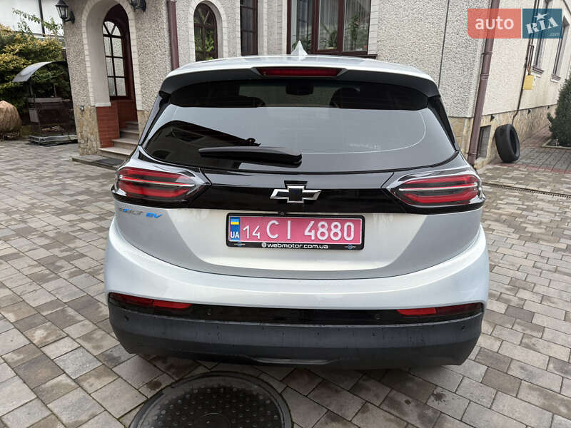 Хэтчбек Chevrolet Bolt EV 2022 в Львове фото 3 Хэтчбек Chevrolet Bolt EV 2022 в Львове