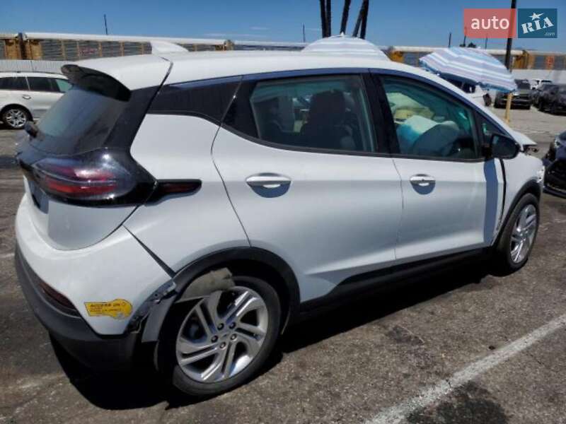 Хэтчбек Chevrolet Bolt EV 2022 в Ирпене