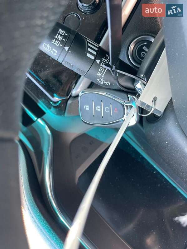 Хэтчбек Chevrolet Bolt EV 2022 в Ирпене