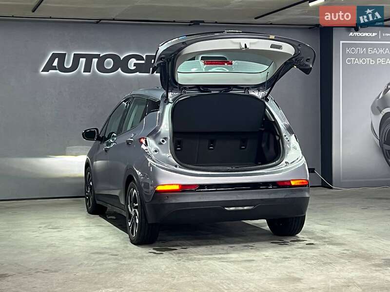 Хэтчбек Chevrolet Bolt EV 2023 в Одессе фото 4 Хэтчбек Chevrolet Bolt EV 2023 в Одессе