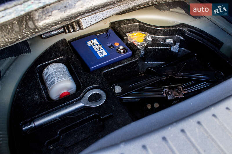 Хэтчбек Chevrolet Bolt EV 2020 в Львове фото 18 Хэтчбек Chevrolet Bolt EV 2020 в Львове