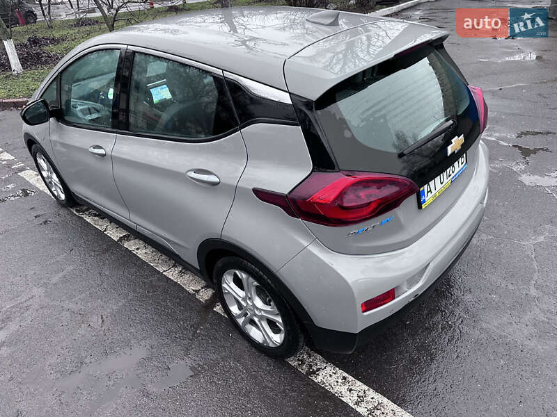 Хетчбек Chevrolet Bolt EV 2020 в Києві