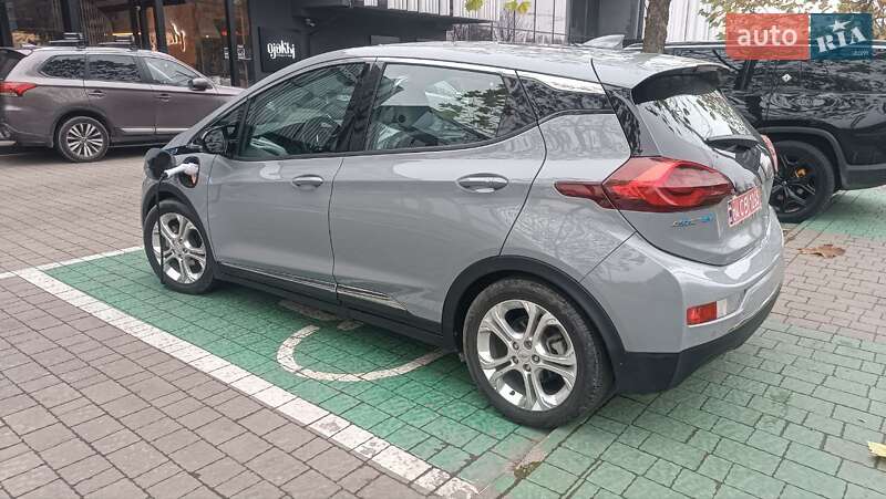 Хэтчбек Chevrolet Bolt EV 2018 в Львове фото 4 Хэтчбек Chevrolet Bolt EV 2018 в Львове
