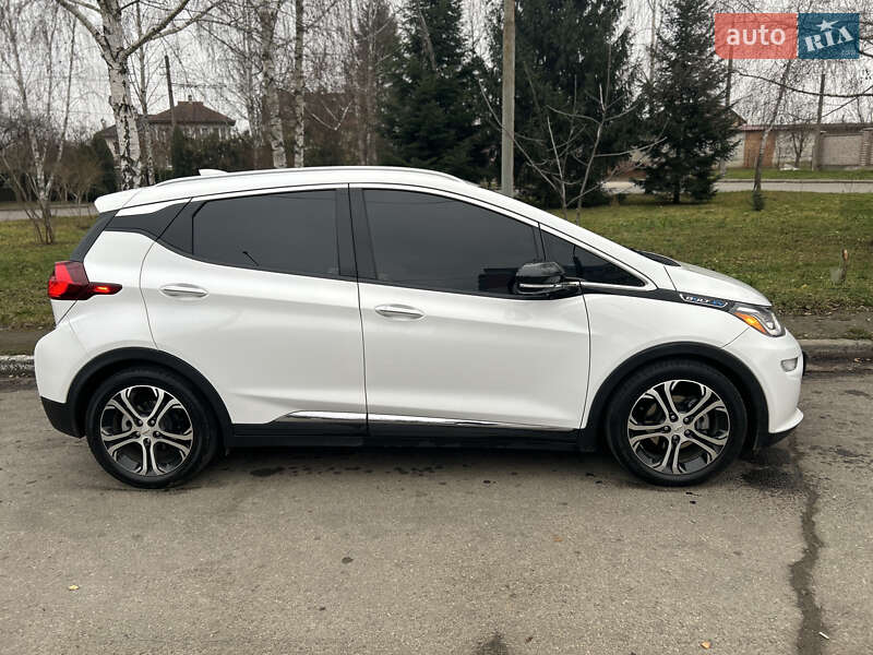 Хэтчбек Chevrolet Bolt EV 2020 в Ивано-Франковске фото 5 Хэтчбек Chevrolet Bolt EV 2020 в Ивано-Франковске