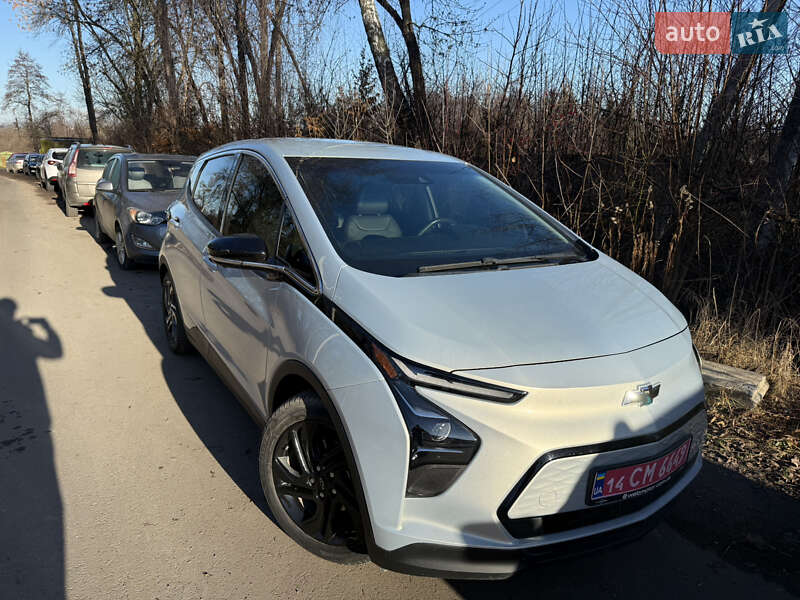 Хэтчбек Chevrolet Bolt EV 2022 в Львове фото 20 Хэтчбек Chevrolet Bolt EV 2022 в Львове