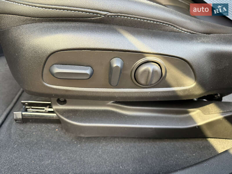 Хетчбек Chevrolet Bolt EV 2023 в Луцьку