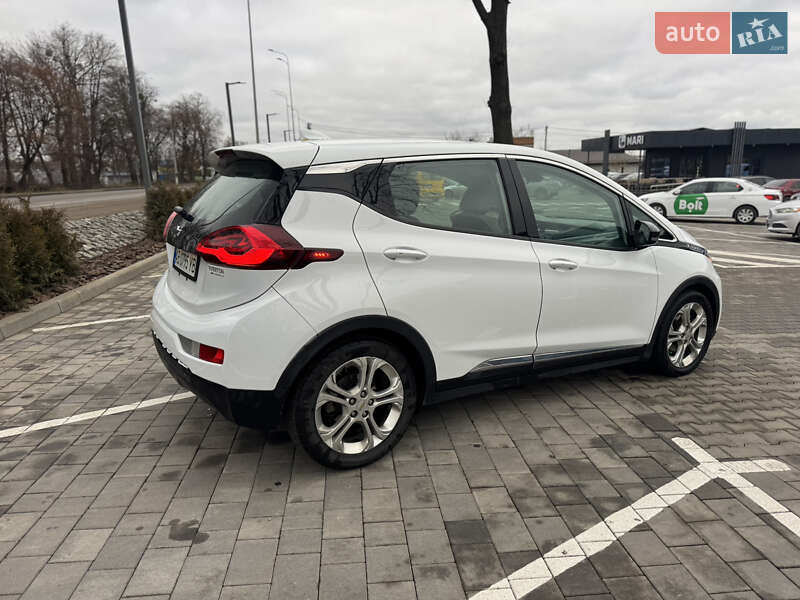 Хетчбек Chevrolet Bolt EV 2018 в Вінниці фото 5 Хетчбек Chevrolet Bolt EV 2018 в Вінниці