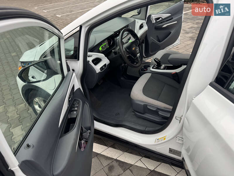 Хетчбек Chevrolet Bolt EV 2018 в Вінниці фото 26 Хетчбек Chevrolet Bolt EV 2018 в Вінниці
