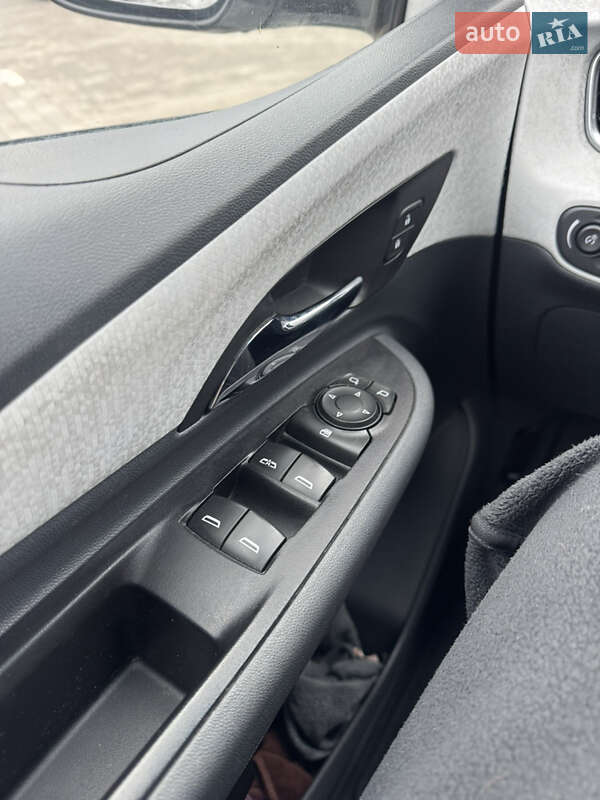 Хетчбек Chevrolet Bolt EV 2018 в Вінниці фото 38 Хетчбек Chevrolet Bolt EV 2018 в Вінниці