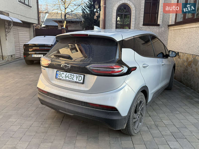 Хэтчбек Chevrolet Bolt EV 2022 в Львове фото 30 Хэтчбек Chevrolet Bolt EV 2022 в Львове