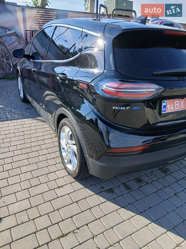 Хэтчбек Chevrolet Bolt EV 2022 в Ивано-Франковске