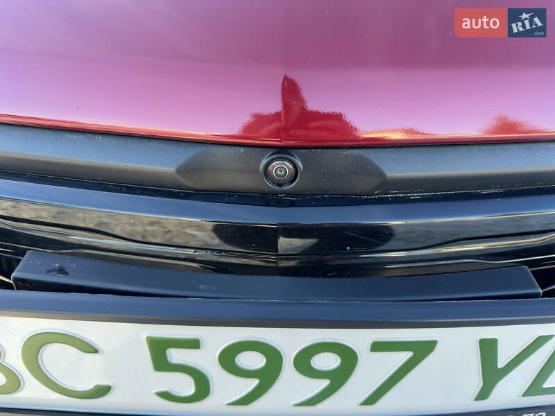 Хэтчбек Chevrolet Bolt EV 2020 в Жовкве фото 28 Хэтчбек Chevrolet Bolt EV 2020 в Жовкве