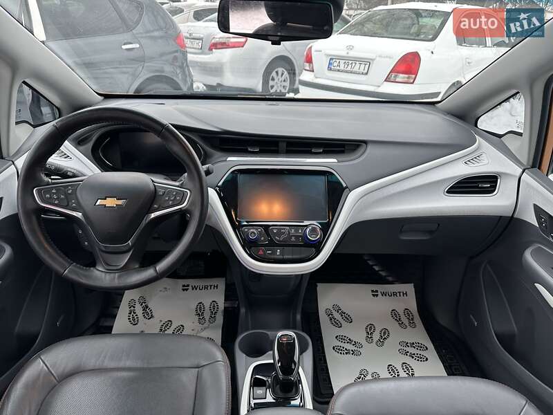 Хетчбек Chevrolet Bolt EV 2017 в Смілі