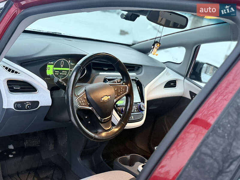 Хэтчбек Chevrolet Bolt EV 2020 в Дрогобыче