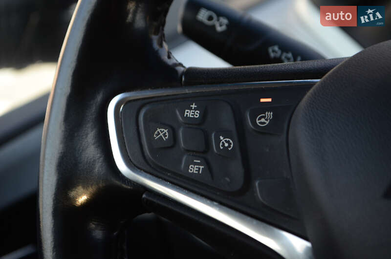 Хэтчбек Chevrolet Bolt EV 2021 в Киеве фото 23 Хэтчбек Chevrolet Bolt EV 2021 в Киеве