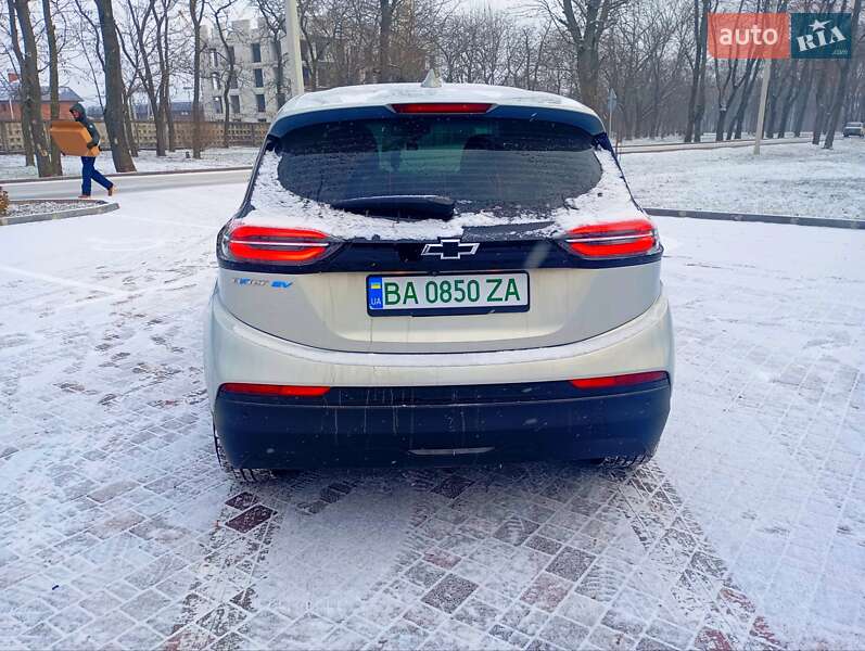 Хэтчбек Chevrolet Bolt EV 2022 в Кропивницком фото 7 Хэтчбек Chevrolet Bolt EV 2022 в Кропивницком