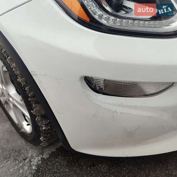 Хэтчбек Chevrolet Bolt EV 2017 в Киеве фото 9 Хэтчбек Chevrolet Bolt EV 2017 в Киеве