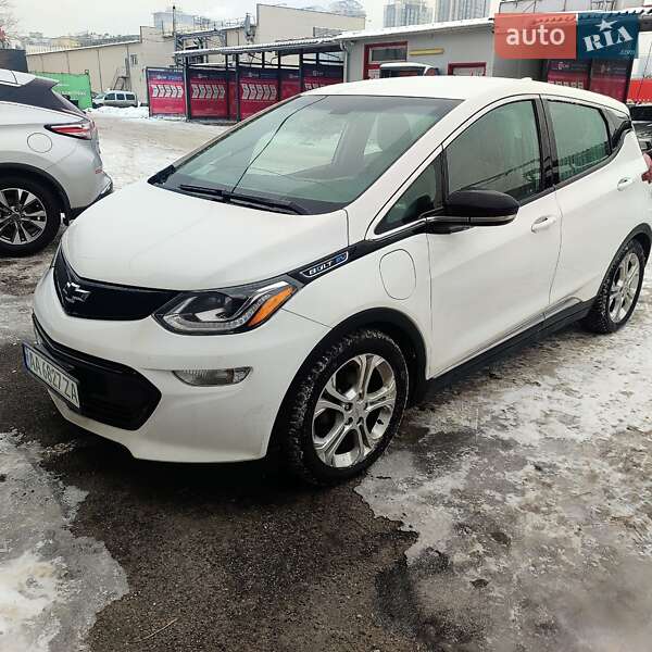 Хэтчбек Chevrolet Bolt EV 2017 в Киеве фото 23 Хэтчбек Chevrolet Bolt EV 2017 в Киеве