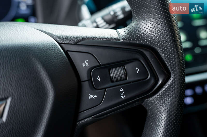 Хэтчбек Chevrolet Bolt EV 2021 в Киеве
