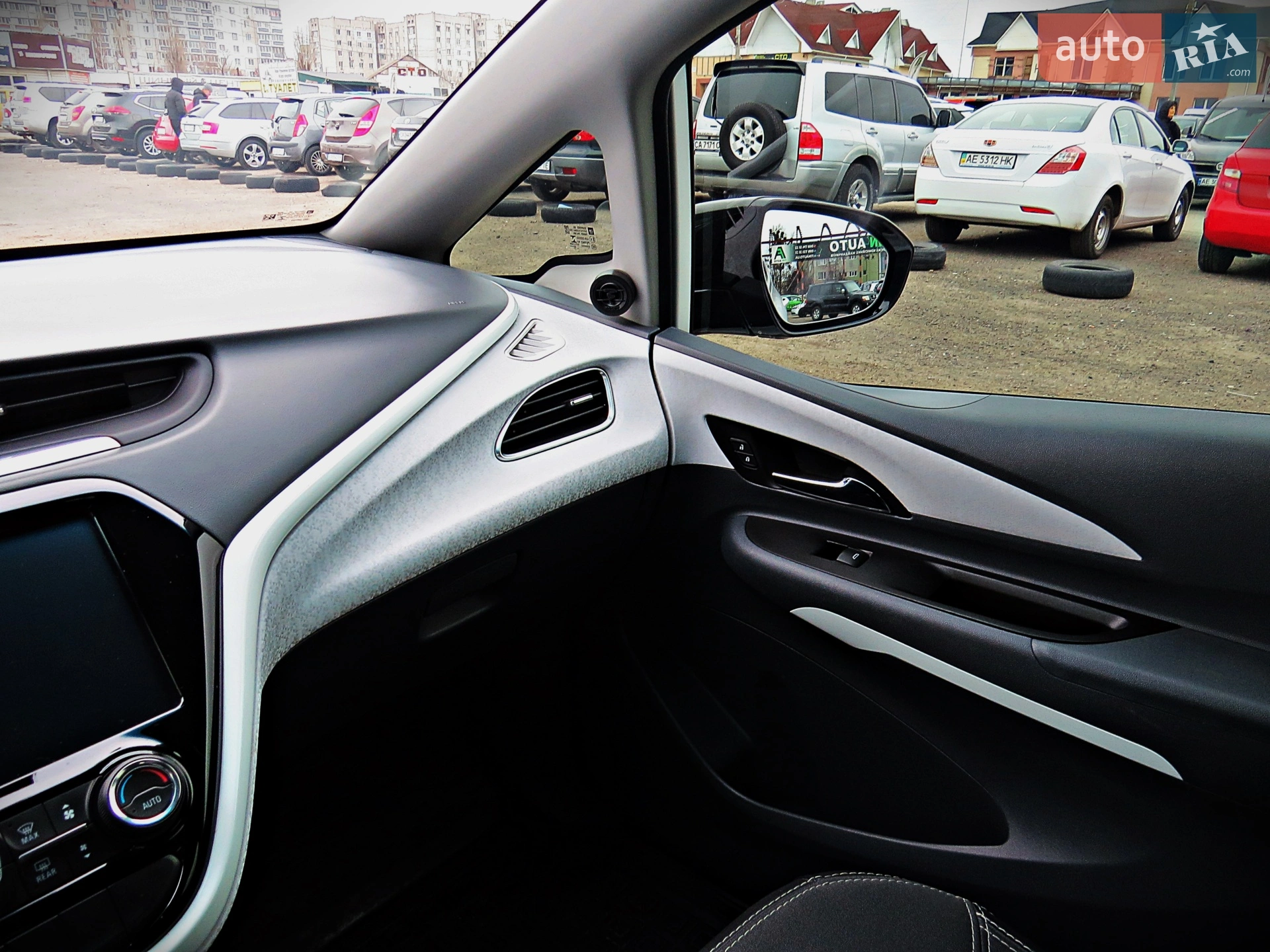 Chevrolet Bolt EV 2021 VIN 1G1FY6S01M4104376 фото оголошення 13 з 18