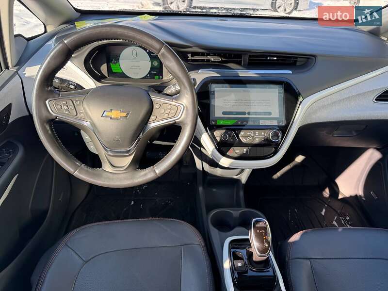 Хэтчбек Chevrolet Bolt EV 2020 в Киеве