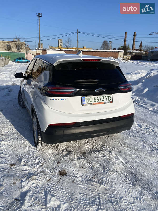 Хэтчбек Chevrolet Bolt EV 2023 в Львове