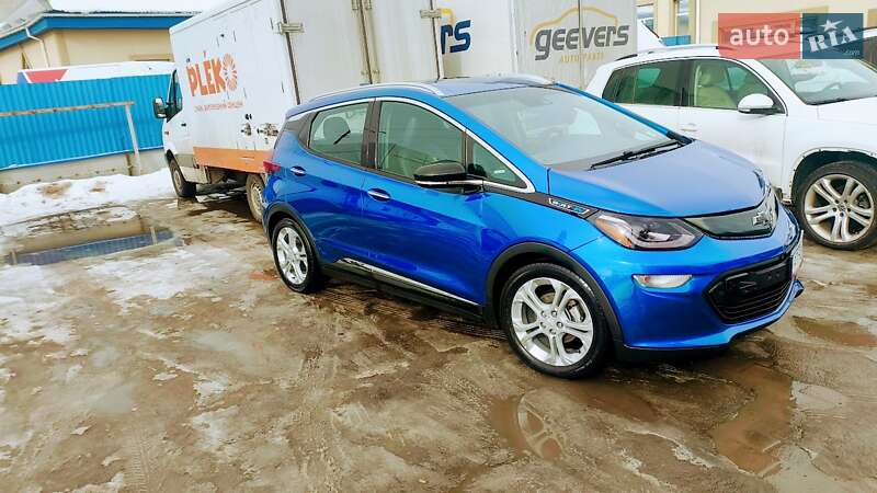 Хэтчбек Chevrolet Bolt EV 2018 в Ивано-Франковске фото 4 Хэтчбек Chevrolet Bolt EV 2018 в Ивано-Франковске