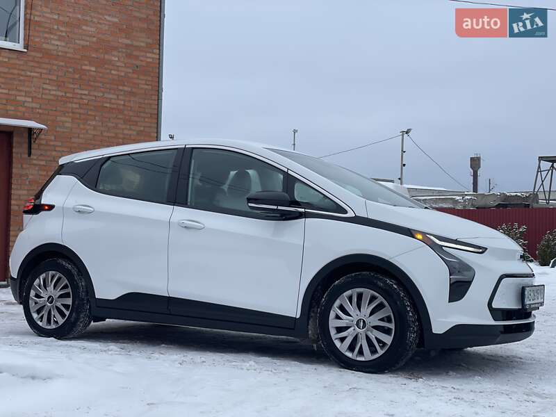 Хэтчбек Chevrolet Bolt EV 2023 в Виннице