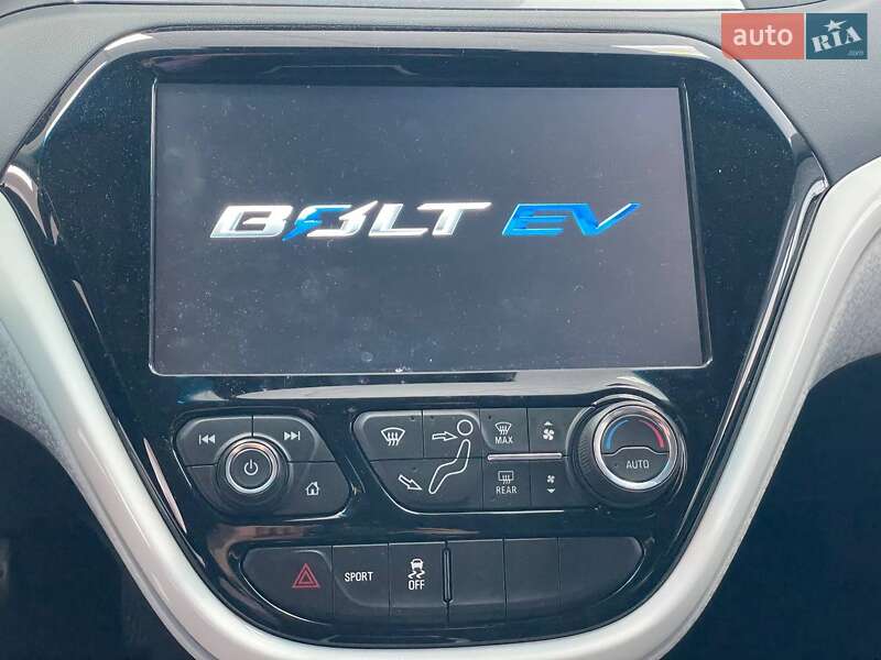 Хэтчбек Chevrolet Bolt EV 2019 в Киеве
