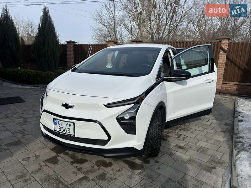 Хэтчбек Chevrolet Bolt EV 2022 в Броварах фото 23 Хэтчбек Chevrolet Bolt EV 2022 в Броварах