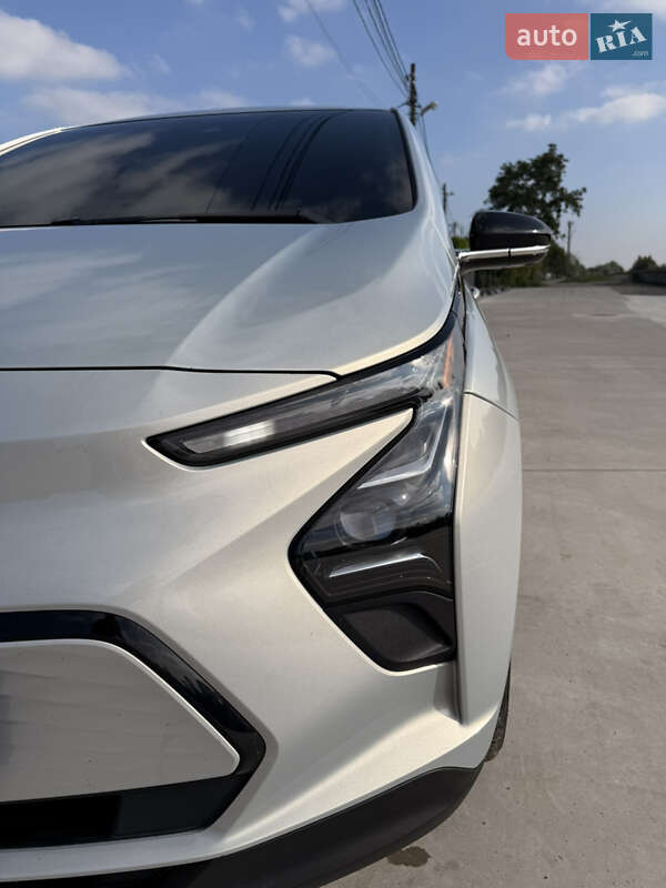 Хэтчбек Chevrolet Bolt EV 2023 в Новомосковске фото 9 Хэтчбек Chevrolet Bolt EV 2023 в Новомосковске