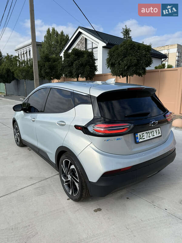 Хэтчбек Chevrolet Bolt EV 2023 в Новомосковске фото 14 Хэтчбек Chevrolet Bolt EV 2023 в Новомосковске