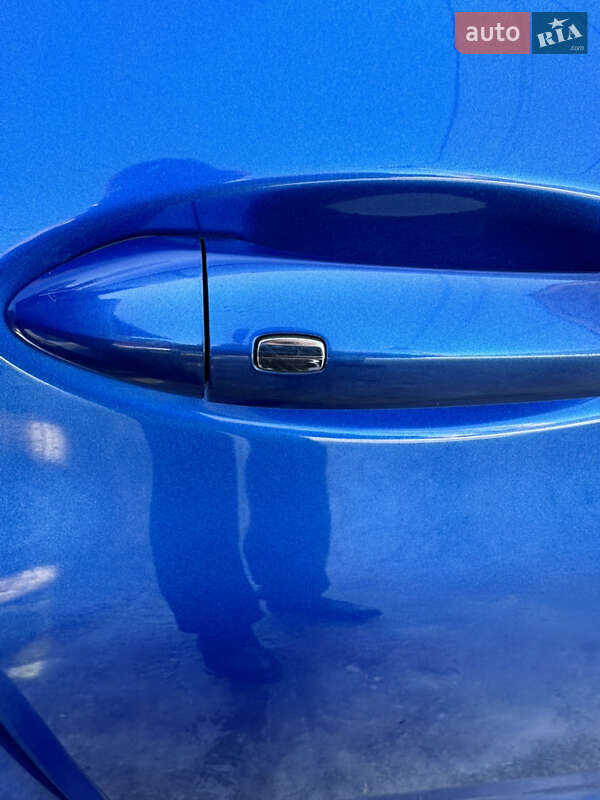 Хэтчбек Chevrolet Bolt EV 2019 в Ирпене