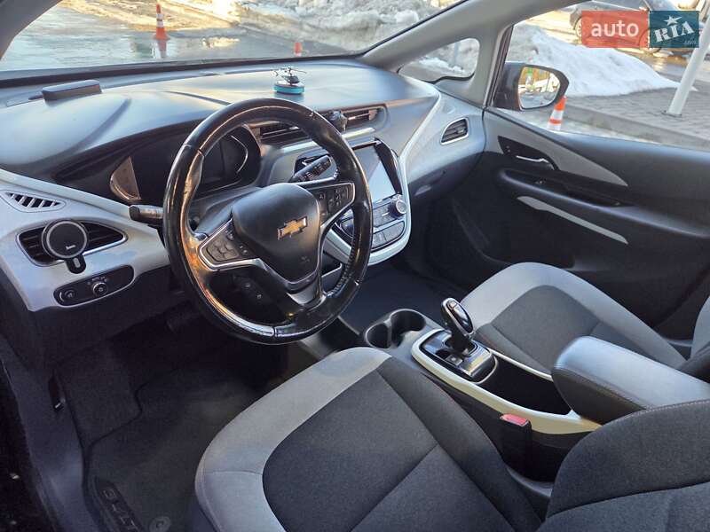 Хэтчбек Chevrolet Bolt EV 2021 в Киеве фото 14 Хэтчбек Chevrolet Bolt EV 2021 в Киеве
