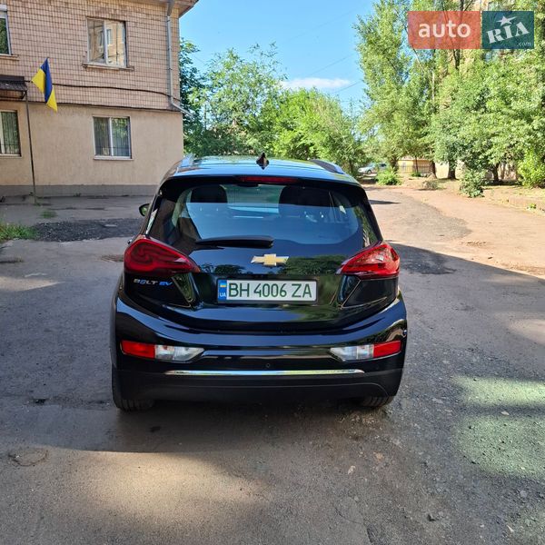 Хэтчбек Chevrolet Bolt EV 2017 в Кривом Роге