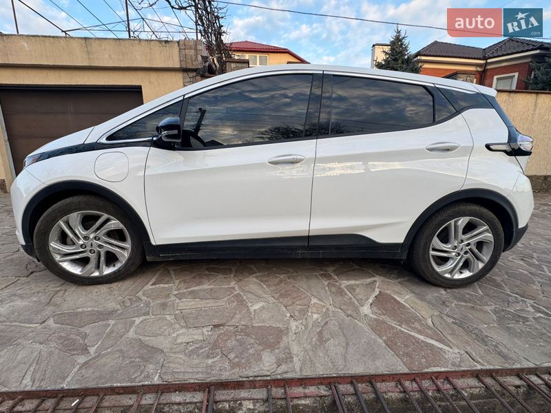 Хэтчбек Chevrolet Bolt EV 2021 в Одессе